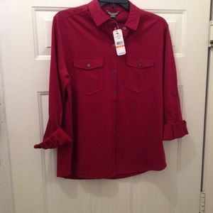 Lady's Tommy Bahama long sleeve size small